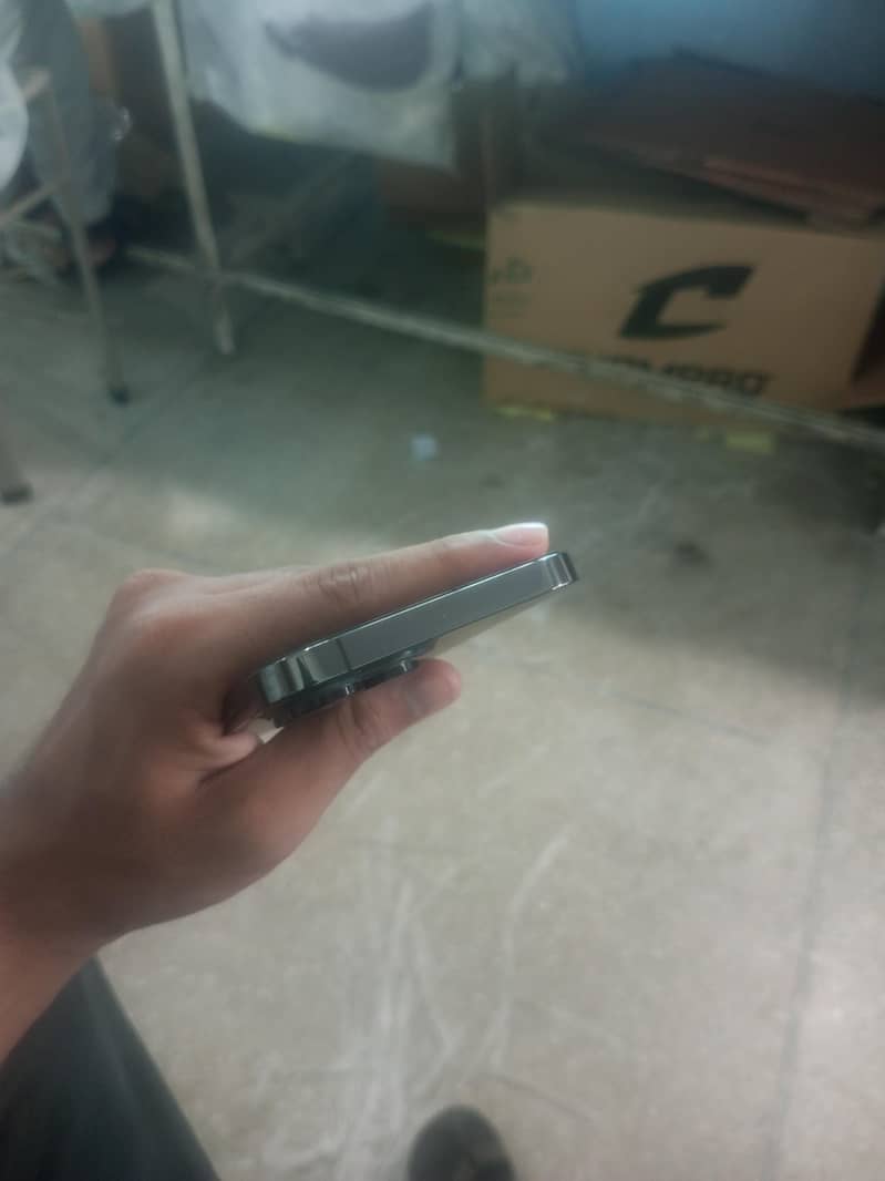 Apple iPhone 13 Pro 5