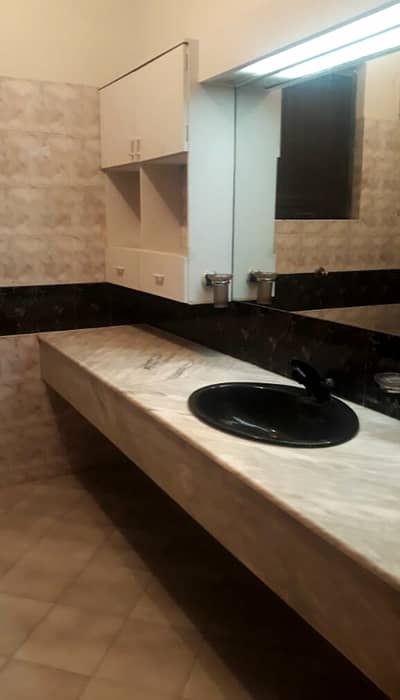 2 Kanal Lower Portion for Rent DHA Phase 1
