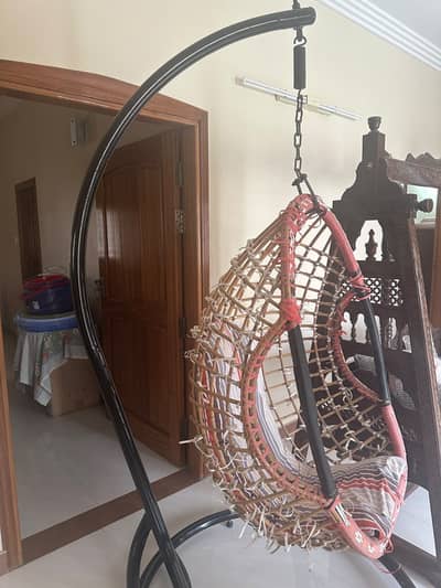 Hanging Swing Chair – AED 7000