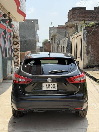 Nissan Qashqai 2014/18 contact: +923156201081