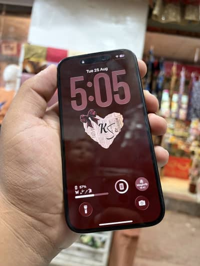 Apple iPhone 16