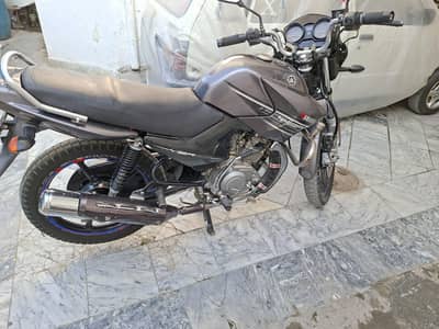 ybr125 grey color in excellent condition
