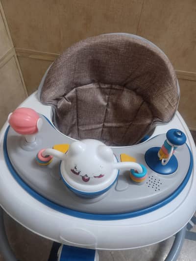 Baby walker foldable
