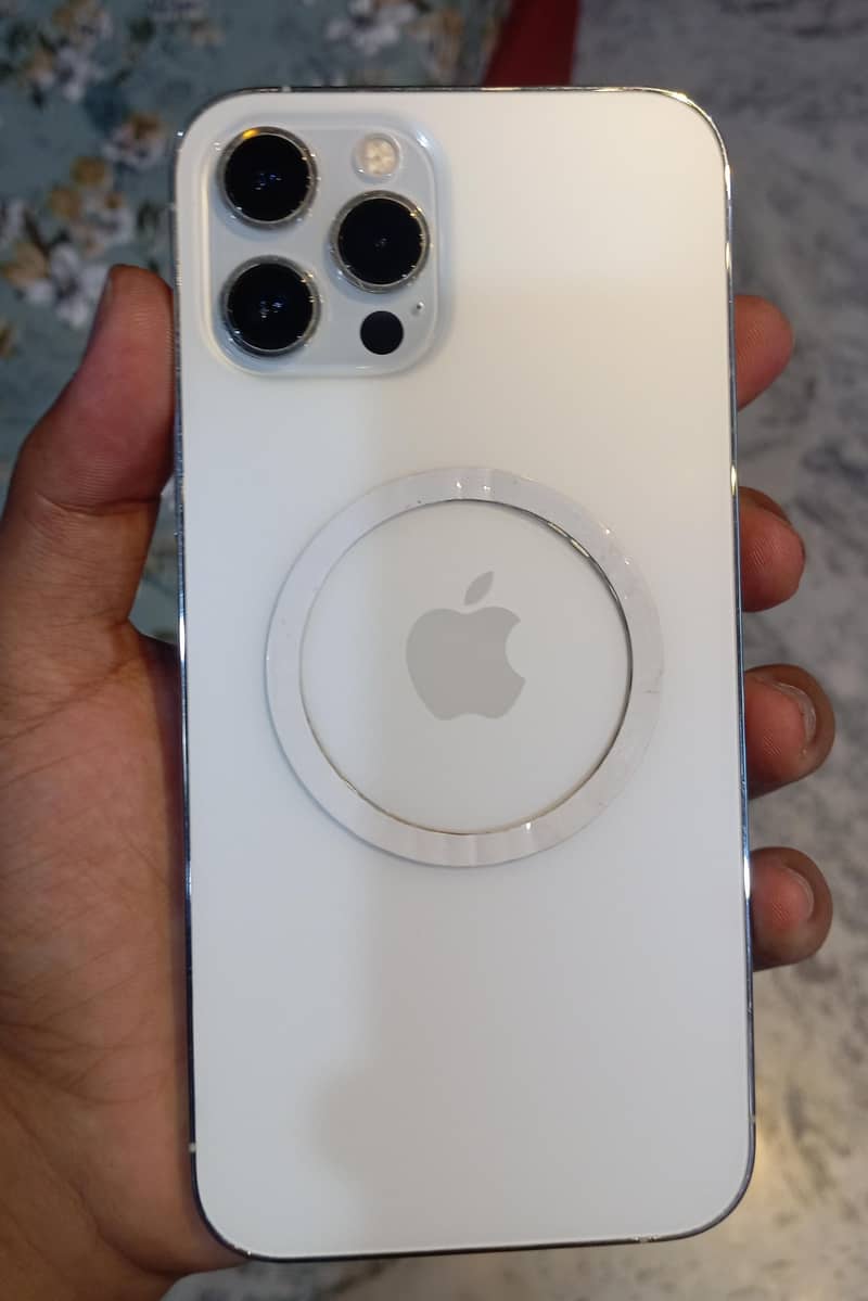 iPhone 12 pro max 1