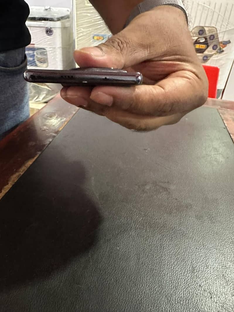 Tecno coman 30s 4