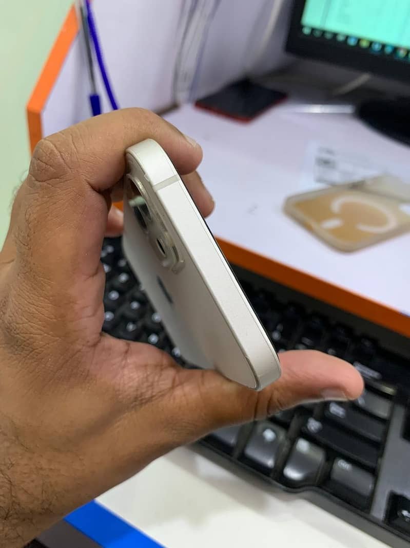 Apple iPhone 12 3