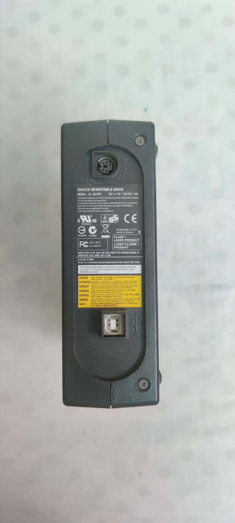 EXTERNAL/PORTABLE DVD/CD REWRITABLE DRIVE 7