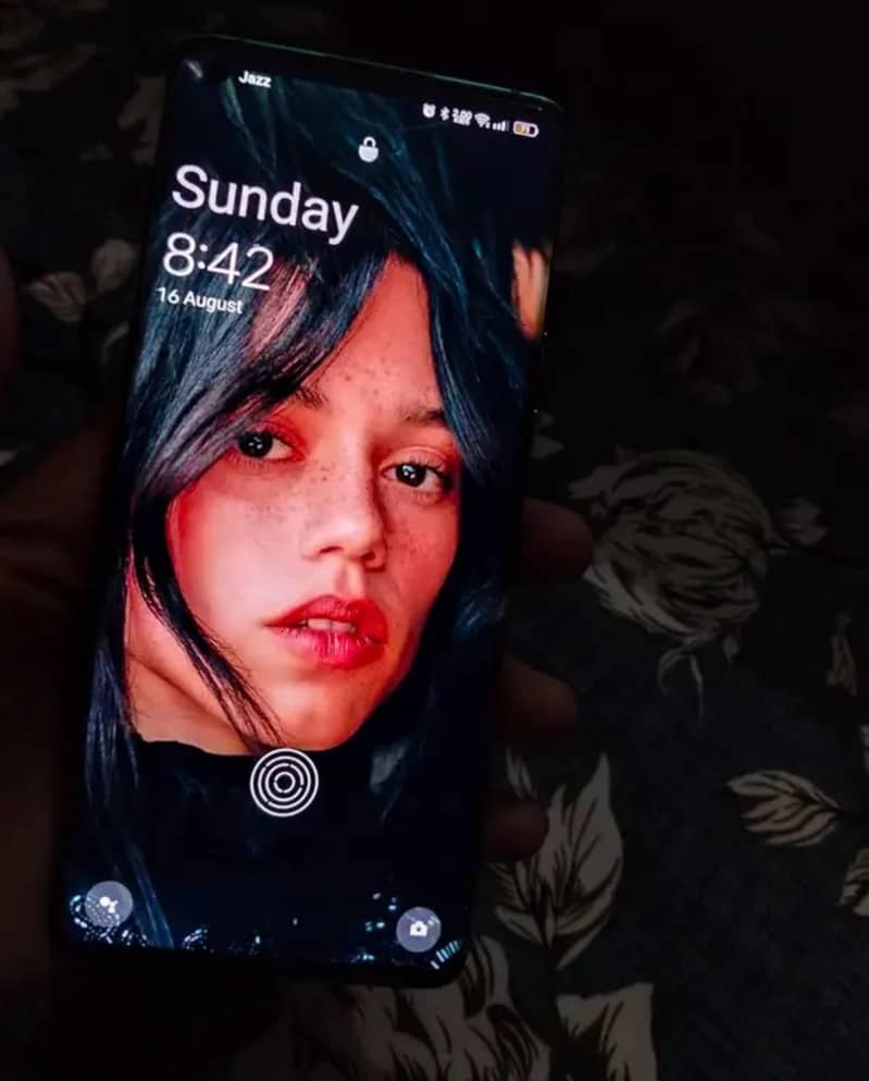 One Plus 8 Pro 4