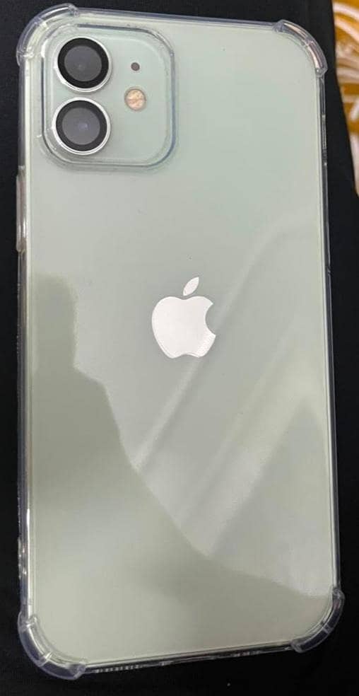 Apple iPhone 12 1