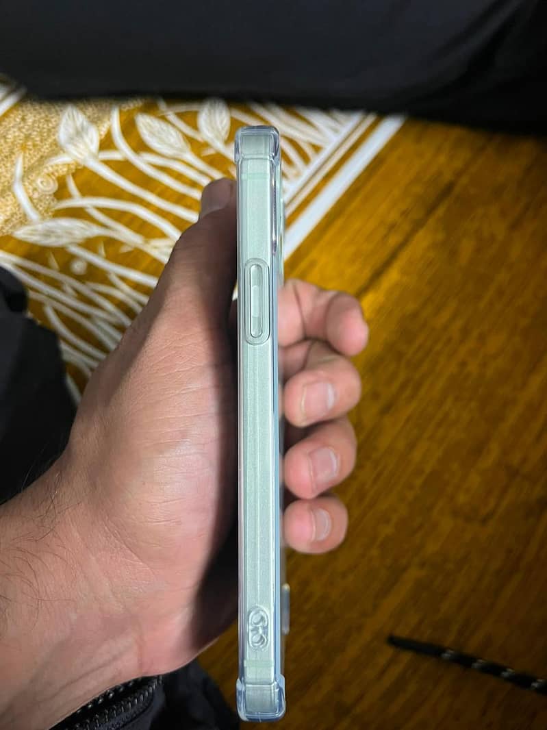 Apple iPhone 12 2