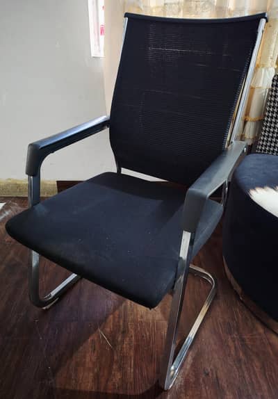 Korian Imported Fabric Executive Chair