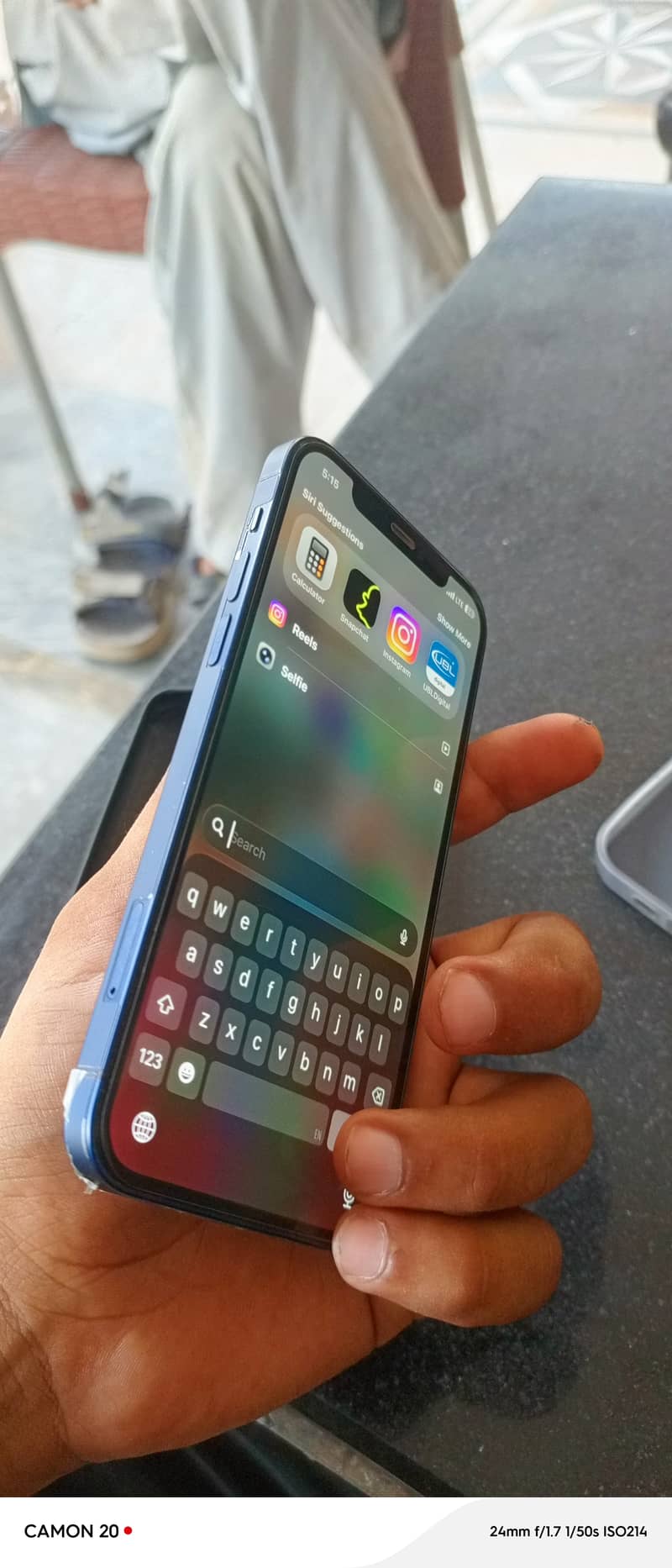 Apple iPhone 12 3