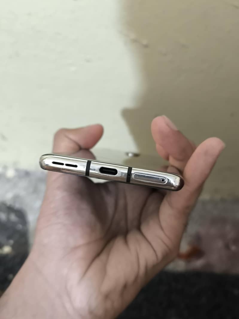 One Plus 8 4