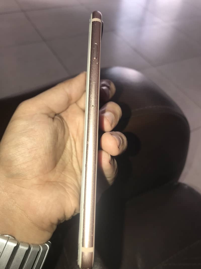 Apple iPhone 8 Plus 2
