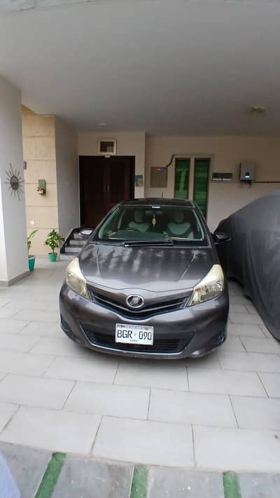 Toyota Vitz 2013