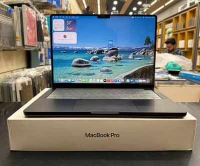 APPLE MACBOOK PRO M5 – 14" | 16GB RAM | 512GB SSD