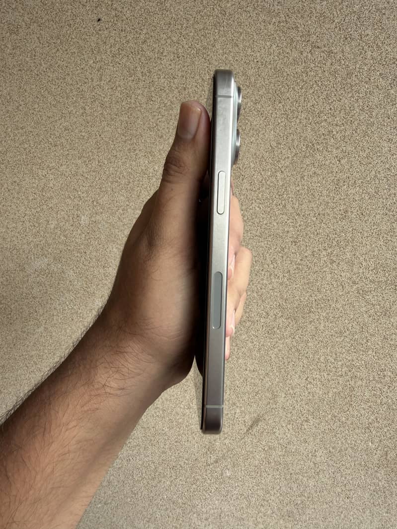 15 pro max 4