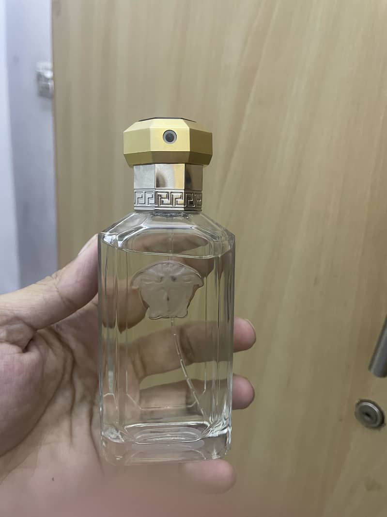 Different perfumes 4