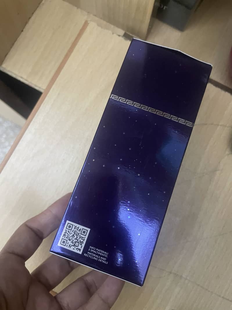 Different perfumes 5