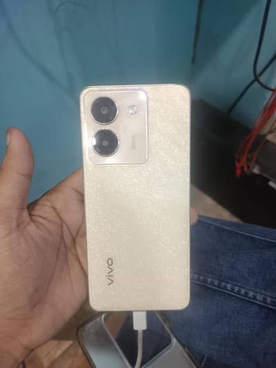Vivo Y36