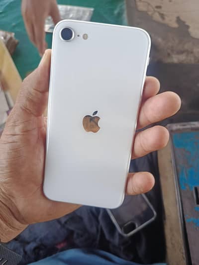 Apple iPhone SE 128 GB Dual sim