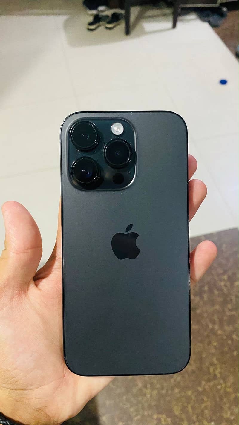 Apple iPhone 14 Pro 0