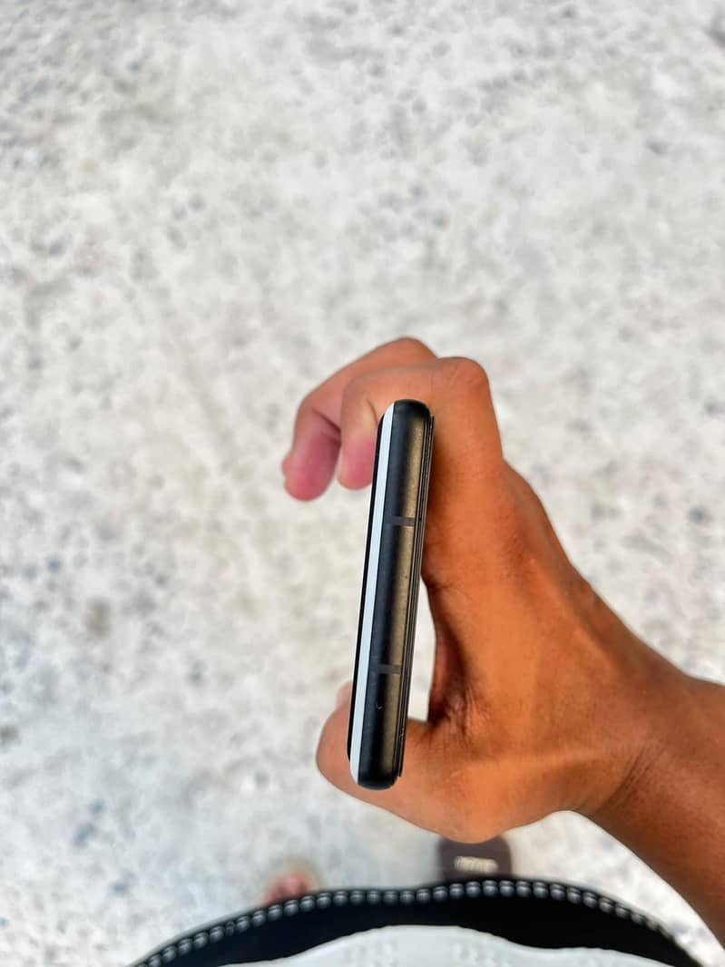 Google Pixel 6a 2