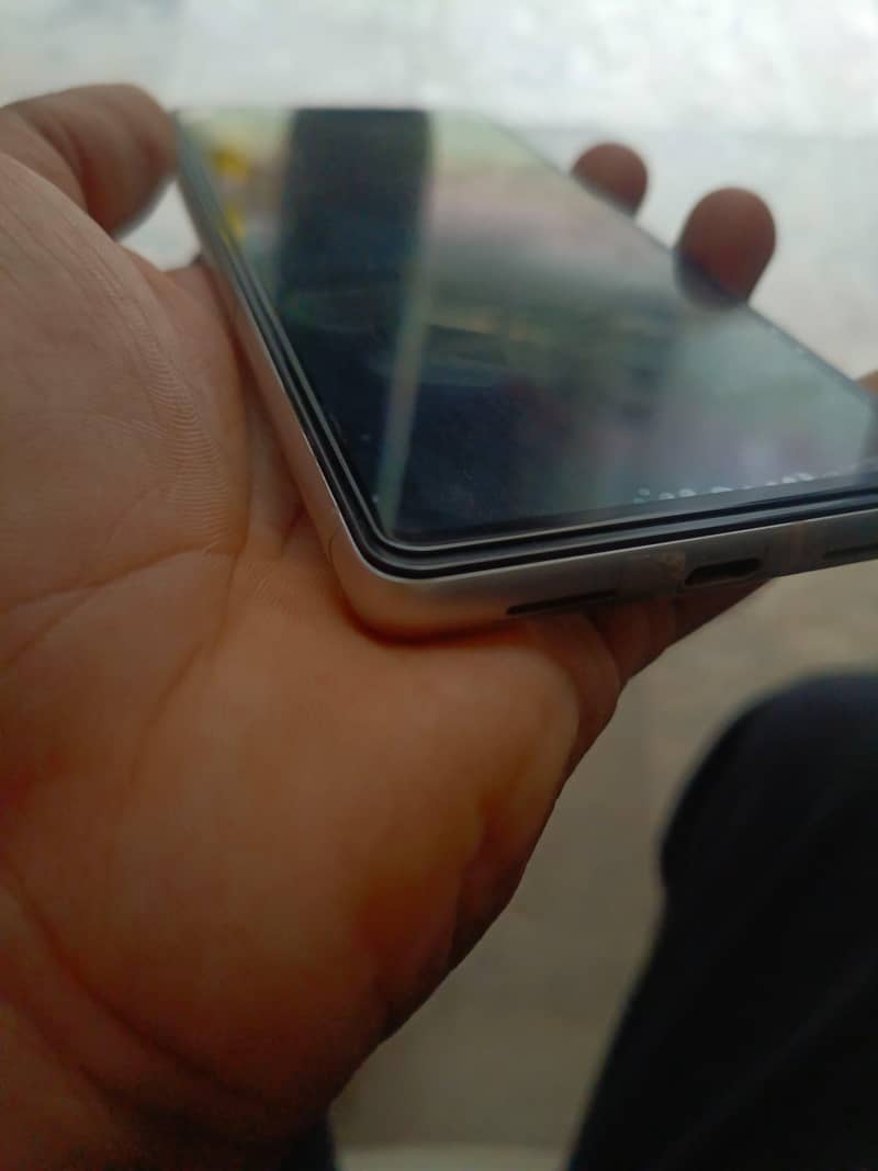 Google Pixel 7 5