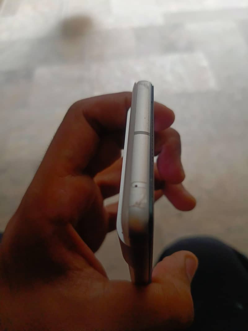 Google Pixel 7 6