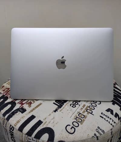MacBook Pro 2017 | i5 | 16GB RAM | 256GB SSD