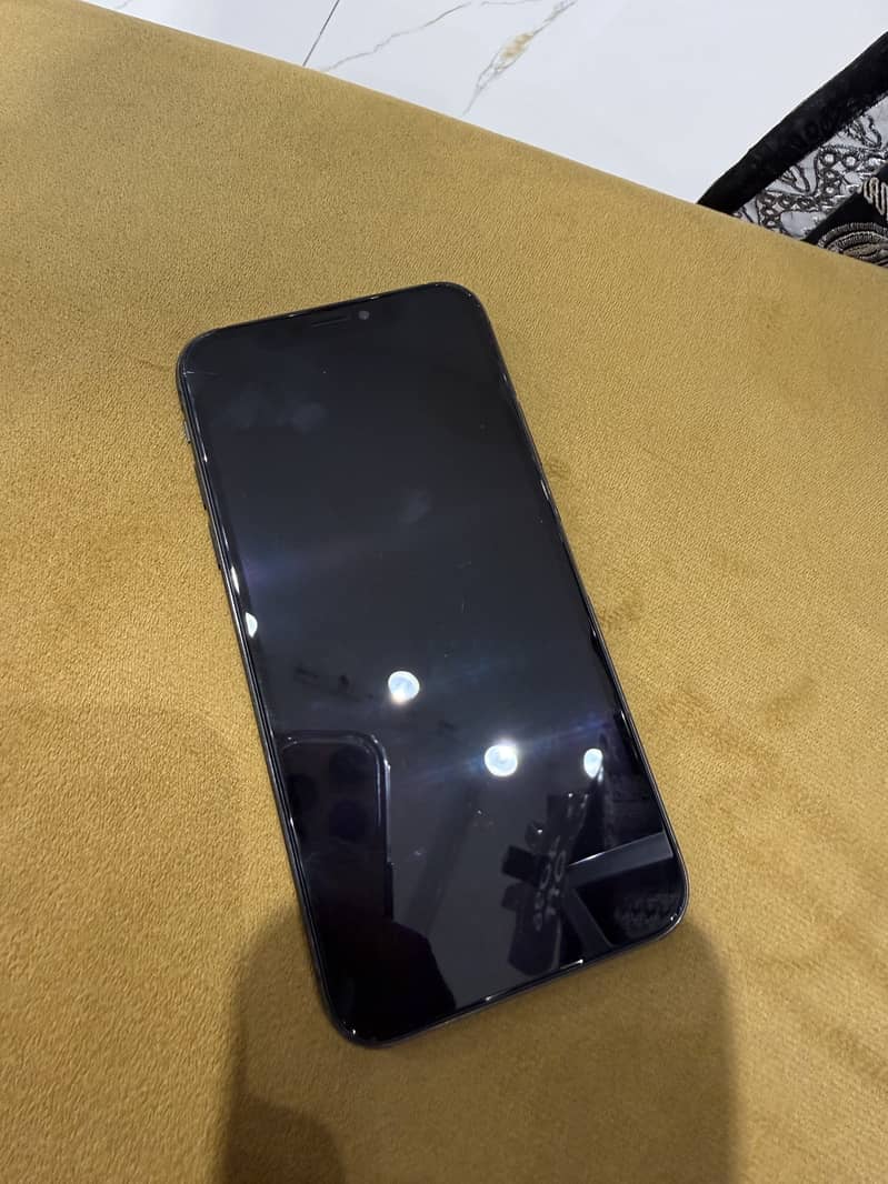 Apple iPhone X 6