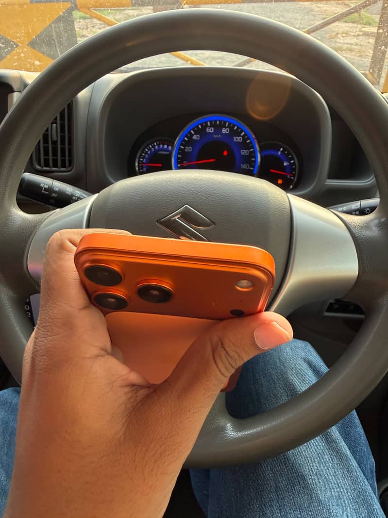 Apple iPhone 11 3