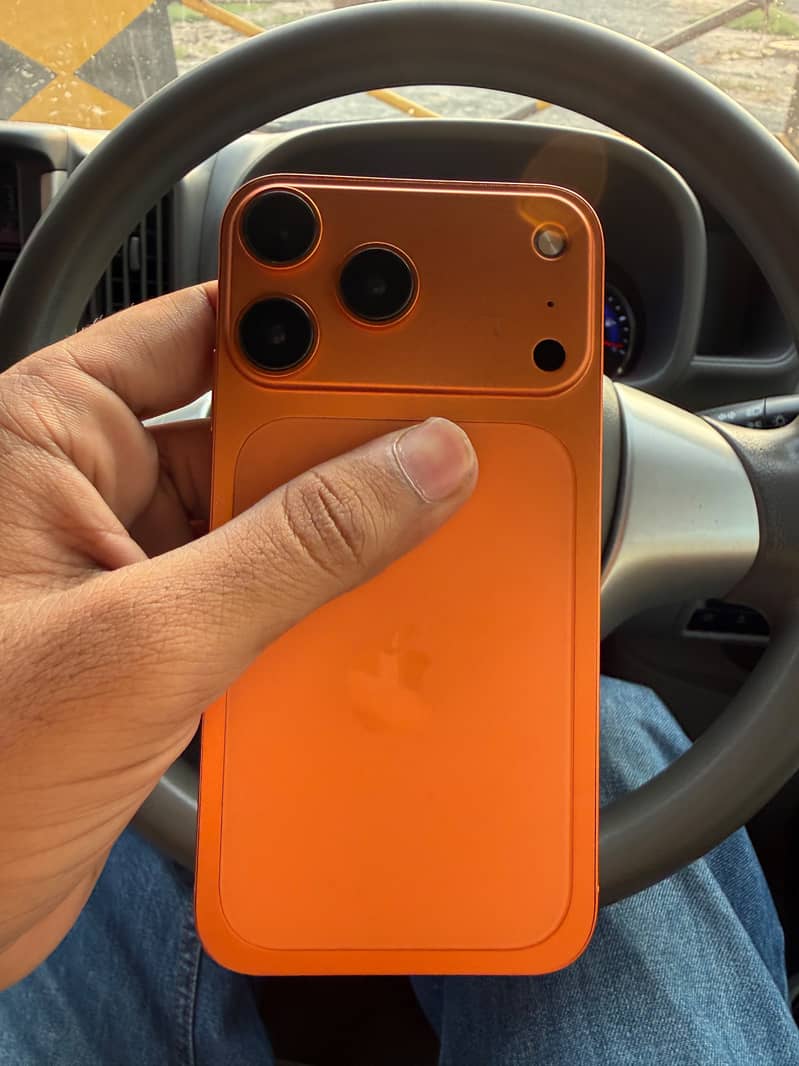 Apple iPhone 11 4