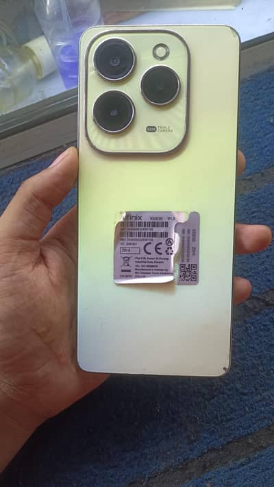 Infinix Hot 40