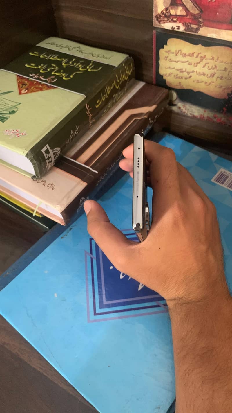 Tecno CAMON 40 Pro 3