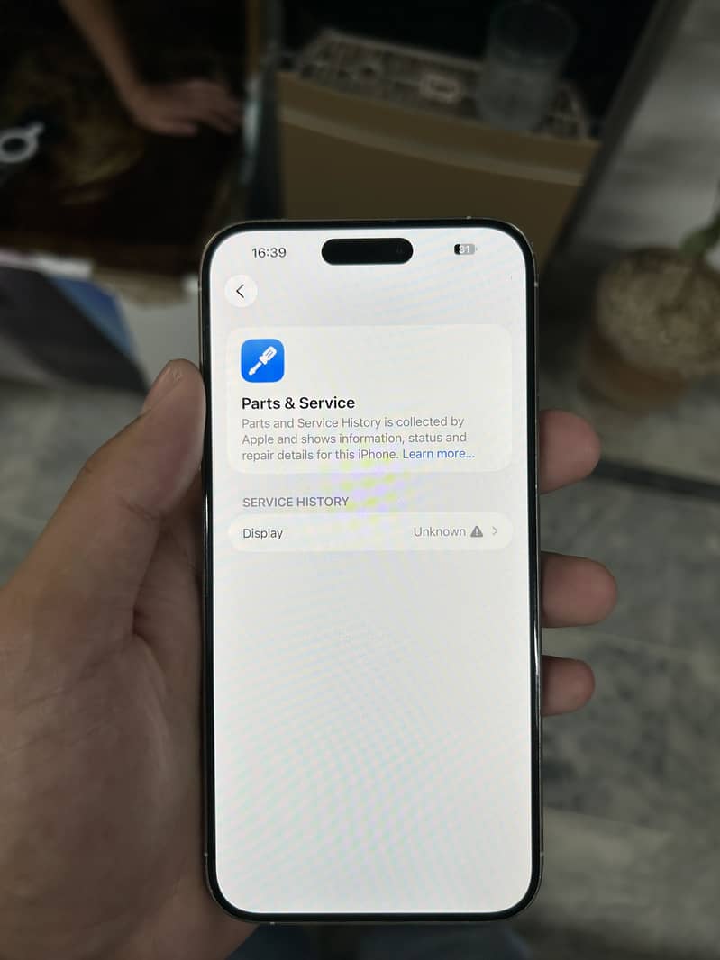 Apple iPhone 15 Pro Max panel back changed 9