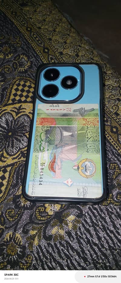 Tecno Spark 20     8+8/16/256 with box