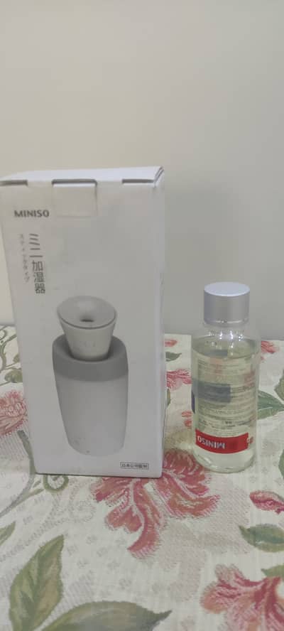 Miniso USB Humidifier + diffuser 250ml + Muskiness Aroma Oil & Other
