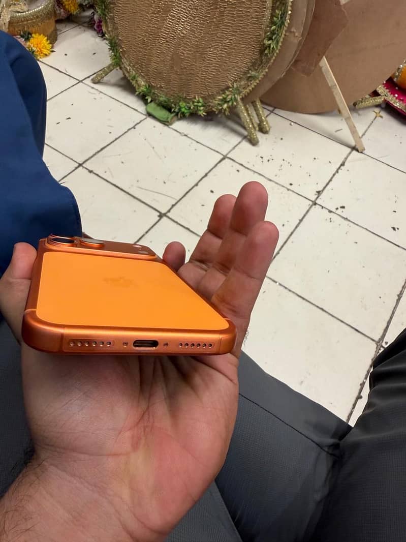 Apple iPhone 17 Pro Max 3