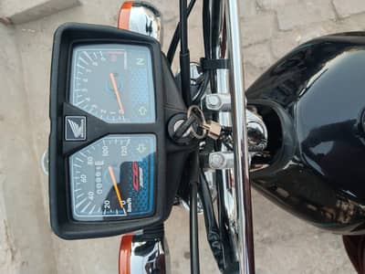 Honda CG 125 2026