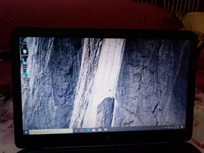 HP Laptop 5