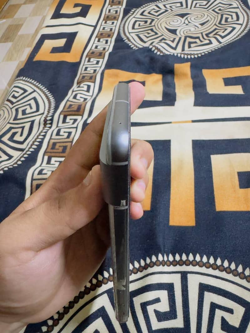 Google Pixel 8 2