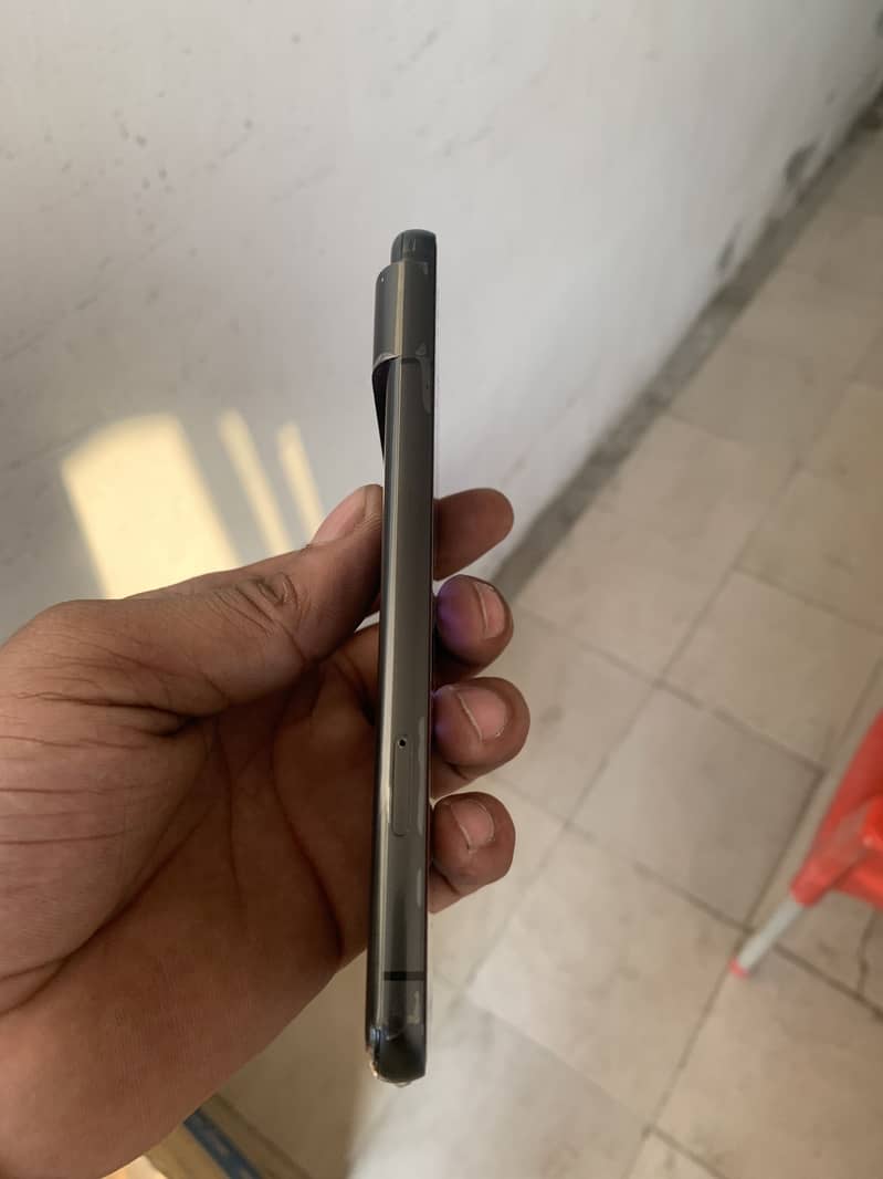 Google Pixel 8 3