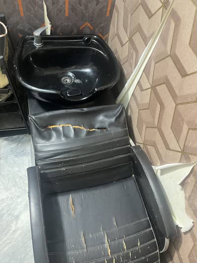 Shampoo unit