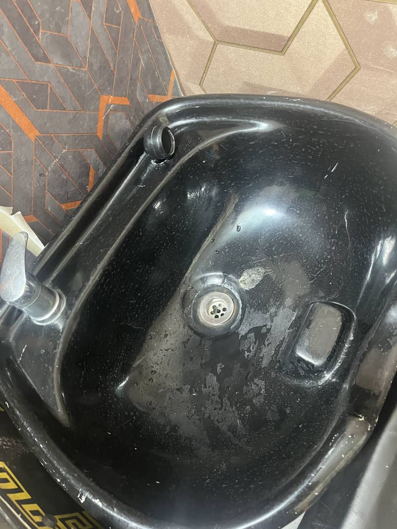 Shampoo unit 3