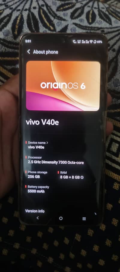 Vivo V40e