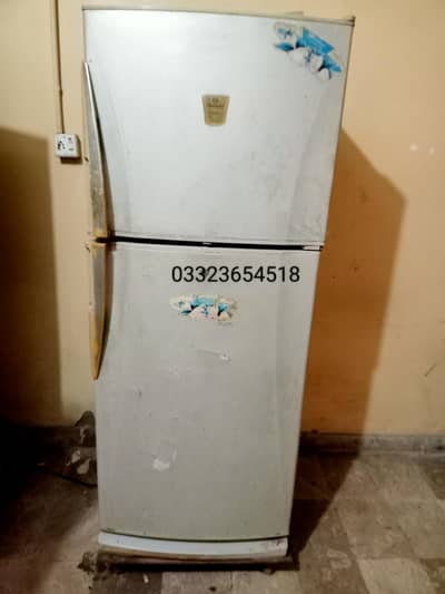 Dawlance Fridge full size all ok Kisi Bhi jaga pr rust nahi ha