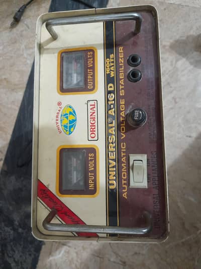 Universal 1600 Watts stablizer