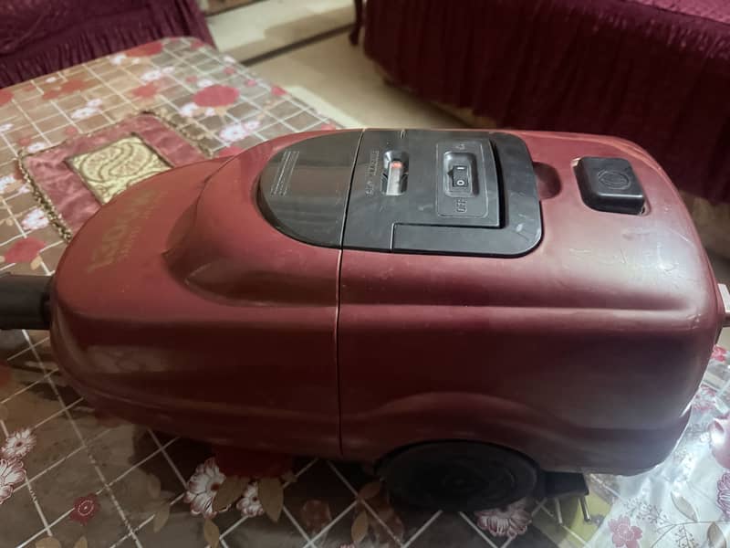 Vacuum cleaner 1