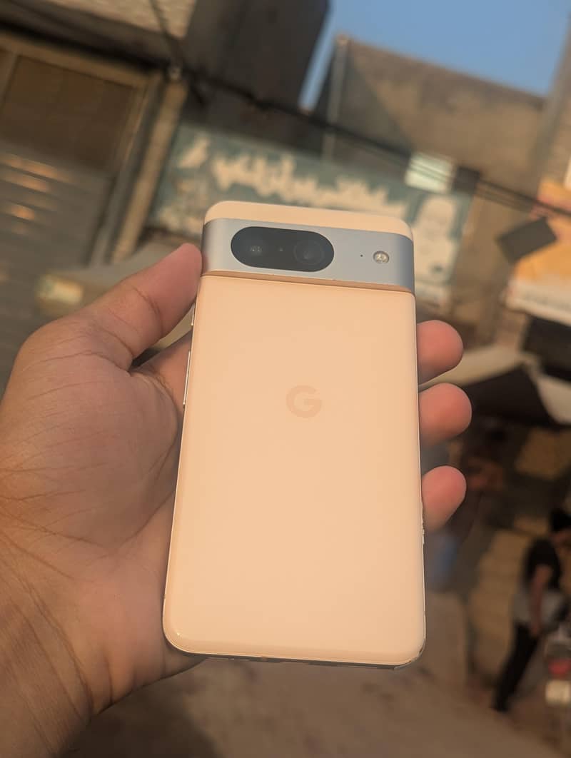 Google Pixel 8 3